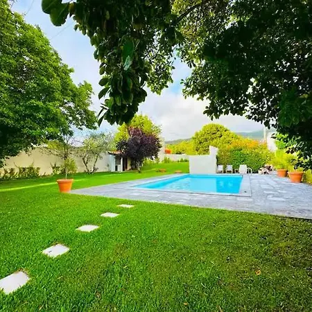 بيت ضيافة Rustic Haven With Pool فيانا دو كاستيلو