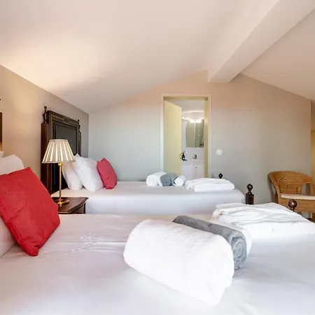Rustic Haven With Pool بيت ضيافة