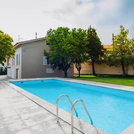 Guest house Rustic Haven With Pool *